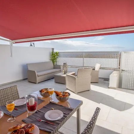 Luxurious Apartment With Large Terrace And Sea Views Tabaiba Exterior photo